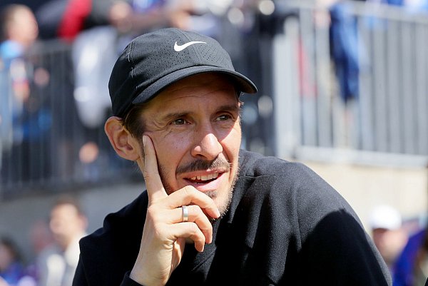 Freut sich auf Europapokalabende im Europa-Park-Stadion: Freiburgs Trainer Julian Schuster. (Archivbild) - © Claus Bergmann/dpa