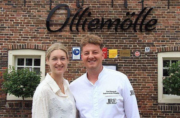 Kim Blaauw und Roel Sieverink führen das Restaurant «De O?lliemo?lle» an der gleichnamigen Mühle in Borculo. - © Bernd F. Meier/dpa-tmn
