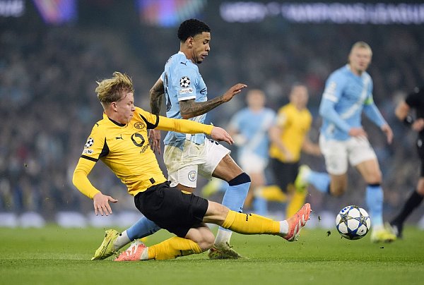 Der BVB war gegen Manchester oft einen Schritt zu spät. - © Nick Potts/PA Wire/dpa