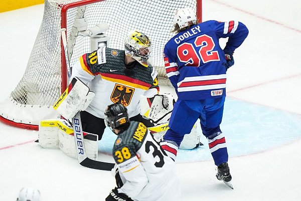 NHL-Torhüter Phlipp Grubauer hielt stark gegen die USA, droht nun aber auszufallen. - © Claus Fisker/Ritzau Scanpix/AP/dpa