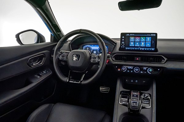 Eher nüchterne Angelegenheit: Das Cockpit des neuen Prelude sammelt nicht so viele Pluspunkte wie der Rest. - © Honda/dpa-tmn