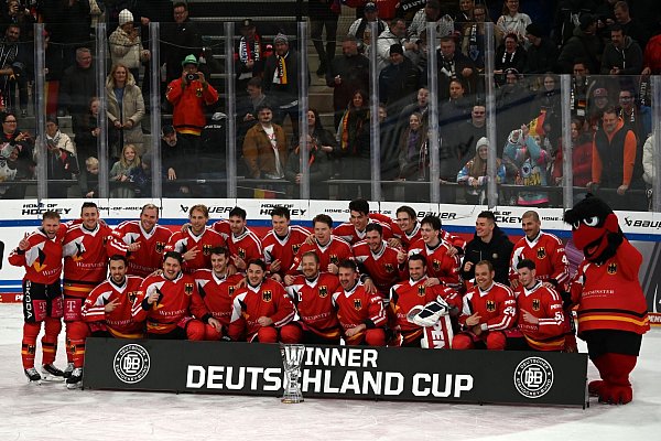 Nach dem Gewinn des Deutschland Cups steht die knifflige Kader-Nominierung für Olympia an. - © Markus Lenhardt/dpa