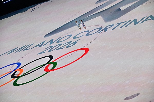 Die nächsten Winterspiele finden in Norditalien statt. Ab sofort gibt es Tickets. - © Peter Kneffel/dpa