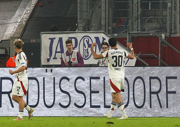 Sorgte mit seinem Treffer kurz vor der Pause für das 0:2: Nürnbergs Mahir Emreli. - © Roland Weihrauch/dpa