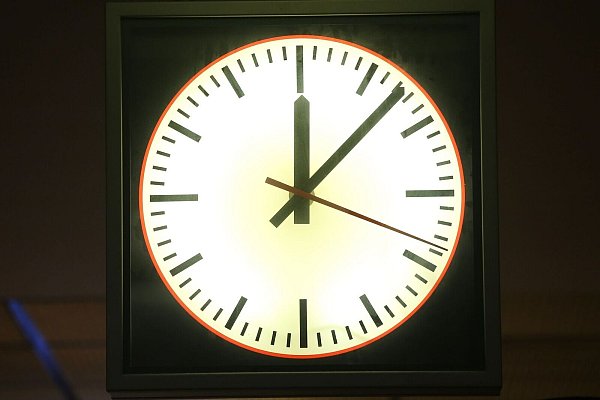Um Mitternacht fühlten sich die Befragten in der Studie im Allgemeinen am schlechtesten. (Symbolbild) - © Bodo Marks/dpa