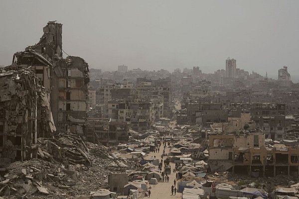 Zerstörungen im Gazastreifen. (Archivbild) - © Jehad Alshrafi/AP/dpa