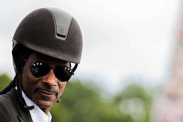War omnipräsent bei den Olympia-Wettkämpfen: US-Rapper Snoop Dogg - © Rolf Vennenbernd/dpa