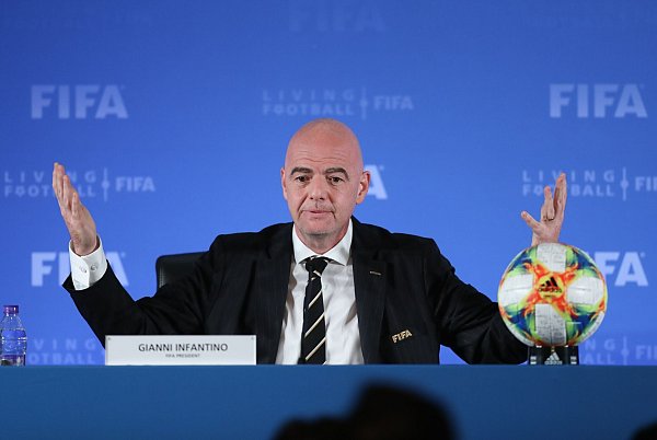 FIFA-Präsident Gianni Infantino ist starker Befürworter der WM-Bewerbung aus Saudi-Arabien. - © Ding Ting/Xinhua/dpa