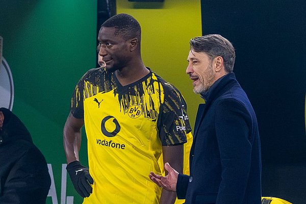 BVB-Coach Niko Kovac muss mit Serhou Guirassy derzeit einen Problemfall managen - © David Inderlied/dpa