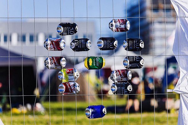 Der Absatz von Dosenbier hat zugenommen. (Archivbild) - © Philipp von Ditfurth/dpa