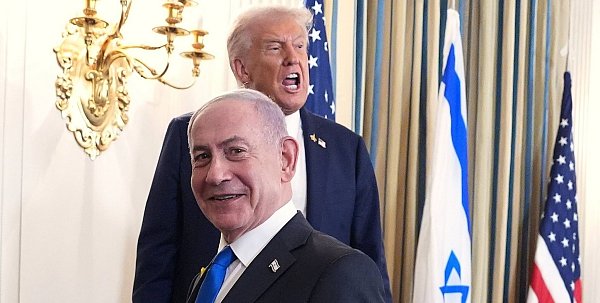 Netanjahu billigt den Plan von Trump. - © Evan Vucci/AP/dpa