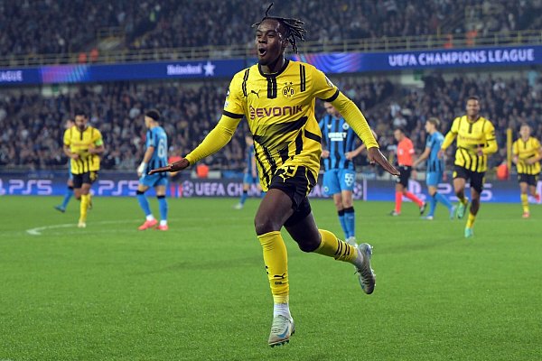 Jamie Gittens ist der neue BVB-Liebling. - © Federico Gambarini/dpa