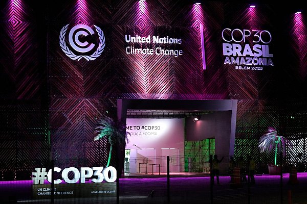 Die Krise ist groß, die Konferenz auch: In Belém werden Zehntausende Delegierte erwartet. (Archivbild) - © Eraldo Peres/AP/dpa