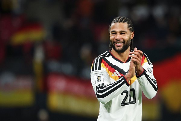 Kehrte angeschlagen vom Nationalteam zurück: Serge Gnabry. - © Christian Charisius/dpa