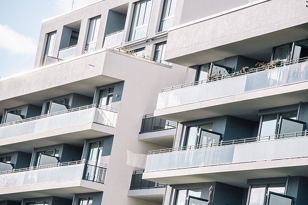 Alters-WG, generationenübergreifendes Projekt oder Zuhause für junge Familien: Wer zusammen in der Gruppe baut, sollte sich frühzeitig auf das gemeinsame Ziel einigen. - © Zacharie Scheurer/dpa-tmn