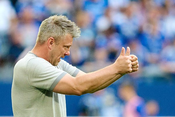 Paderborns Lukas Kwasniok ist als Trainer derzeit heiß begehrt - © Bernd Thissen/dpa