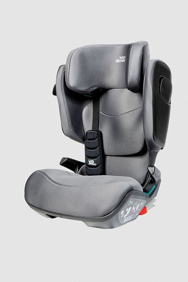 Der «Britax Römer Kidfix Pro» bekommt bei den Kindersitzen von etwa 4 bis 12 Jahren die Bewertung «gut». - © Ralph Wagner/ADAC/dpa-tmn