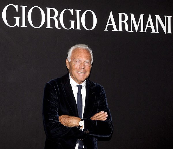Giorgio Armani ist im Alter von 91 Jahren gestorben. (Archivbild) - © Claudio Peri/ANSA/dpa