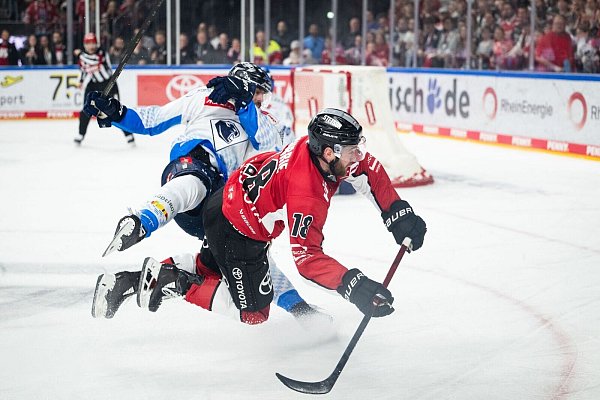 Das sechste Duell war hart umkämpft. - © Marius Becker/dpa