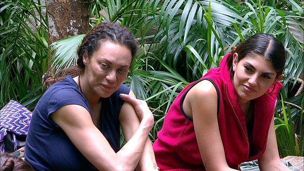 Schon wieder nix zu essen für Lilly und Yeliz. - © ---/RTL/dpa