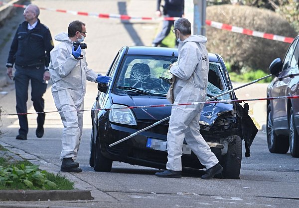 Nach der Todesfahrt in Mannheim am Rosenmontag läuft nun der Prozess . (Archivbild) - © Boris Roessler/dpa