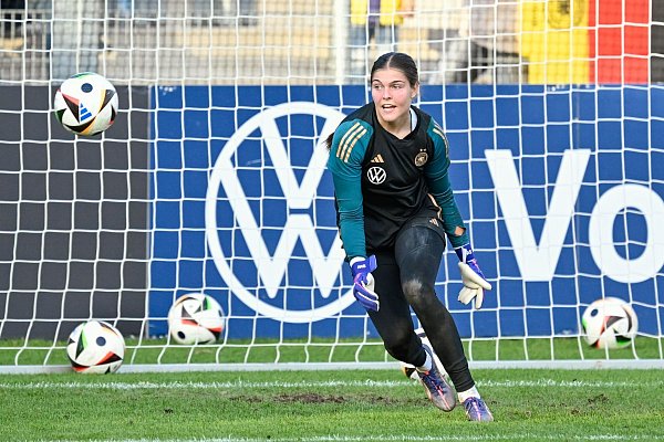 Vorerst raus: Sophia Winkler. - © Uwe Anspach/dpa