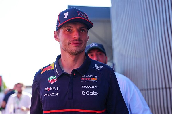 Verstappen schwärmt nach wie vor von der Red-Bull-Familie. - © David Davies/PA Wire/dpa