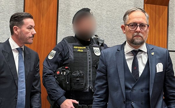 Am zweiten Tag im Verfahren gegen René Benko wegen des Verdachts der Gläubiger- Schädigung fiel das Urteil. - © Matthias Röder/dpa