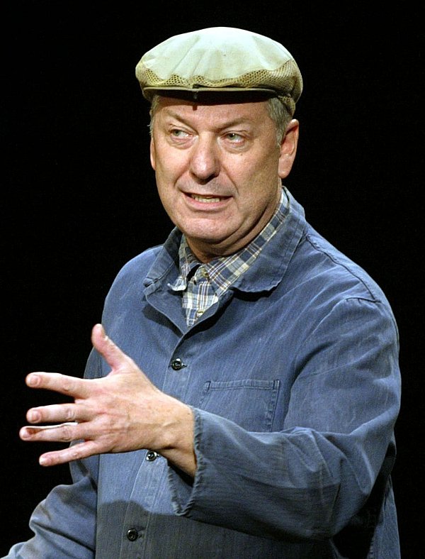 Als Heinz Becker kennt man Dudenhöffer seit Jahrzehnten. (Archivbild von 2003) - © picture alliance / dpa