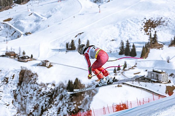 Stephanie Vernier ließ eine ganze Ski-Nation aufatmen. - © Expa/Johann Groder/APA/dpa