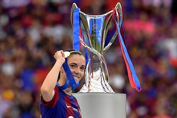 Eine von zwei Weltfußballerinnen beim FC Barcelona: Aitana Bonmatí. - © Alvaro Barrientos/AP/dpa