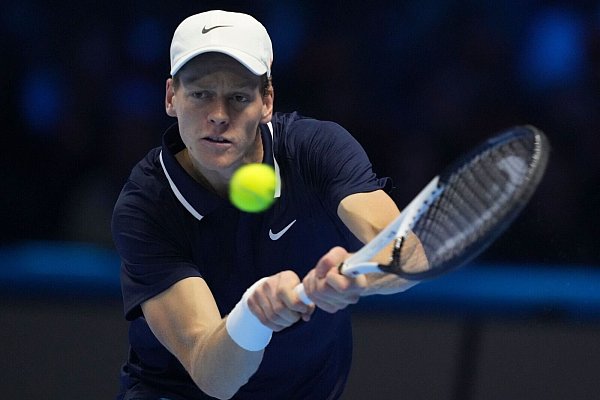 Jannik Sinner feierte bei den Australian Open und bei den US Open seine ersten beiden Grand-Slam-Titel. - © Antonio Calanni/AP/dpa