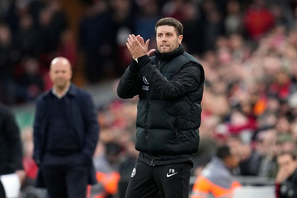 Hürzeler traf mit Brighton & Hove Albion in dieser Woche zweimal auf den FC Liverpool. Wieder gab\\\'s Applaus und eine Niederlage. - © Jon Super/AP