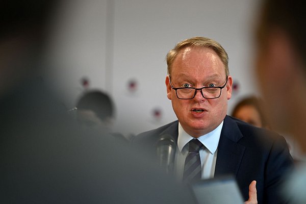 EU-Handelskammer-Präsident Eskelund seht Möglichkeit für China, sich als stabiler Partner zu zeigen. (Archivbild) - © Johannes Neudecker/dpa
