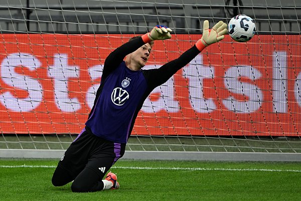 Alexander Nübel scheint der Favorit, für ter Stegen ins Tor der DFB-Auswahl zu rücken. - © Federico Gambarini/dpa