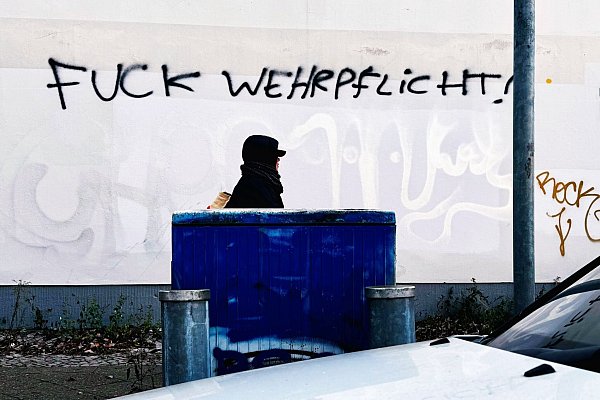 Protest gegen die Wehrpflicht - © ---/dpa