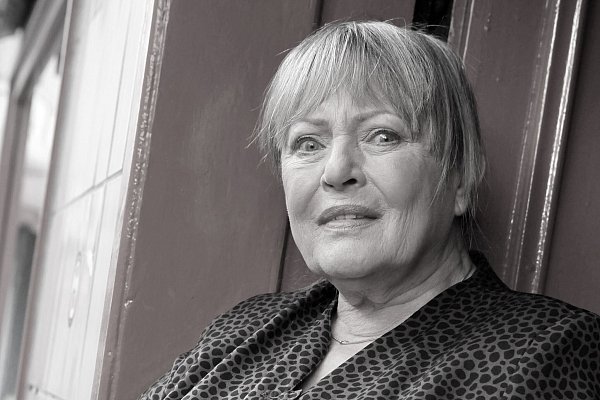 Die Schauspielern Karin Baal («Die Halbstarken») ist im Alter von 84 Jahren gestorben. (Archivbild) - © Bodo Marks/dpa