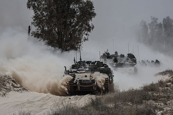 Das israelische Militär hat eine neue Offensive im Gazastreifen gestartet. - © Saeed Qaq/ZUMA Press Wire/dpa