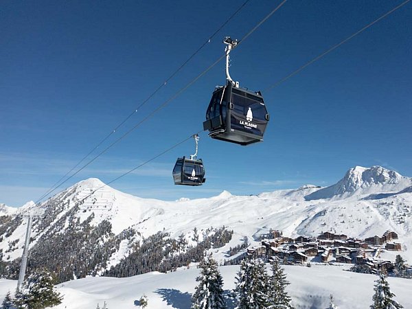 Die neue Seilbahn Roche de Mio im französischen Skigebiet La Plagne. - © la-plagne.com/dpa-tmn