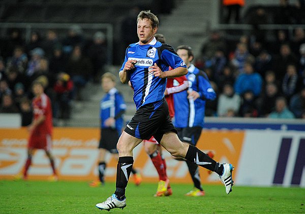 Philipp Heithölter spielt bis zum Saisonende im Arminia-Trikot. - © FOTO: CHRISTIAN WEISCHE