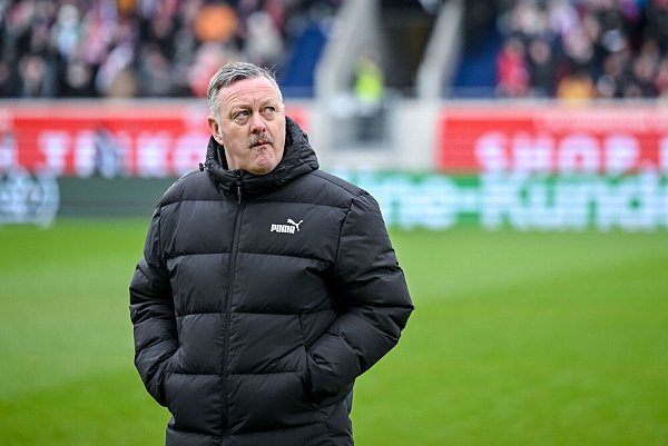 Auch Roland Virkus steht als Sportchef in der Kritik - © Harry Langer/dpa