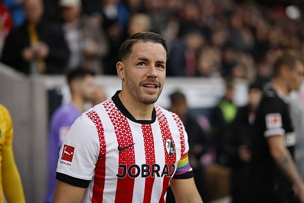 441 Pflichtspiele - Christian Günter ist nun alleiniger Rekordspieler des SC Freiburg. - © Philipp von Ditfurth/dpa