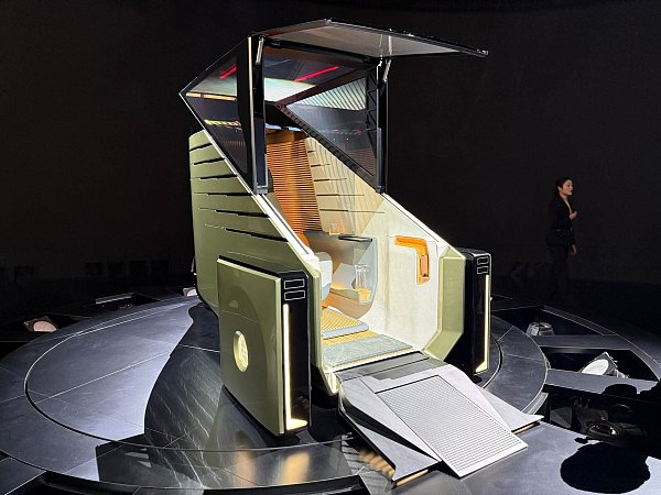 Bisher noch eine Studie: der elektrische Einsitzer im Design des LS Minivan. - © Thomas Geiger/dpa-tmn