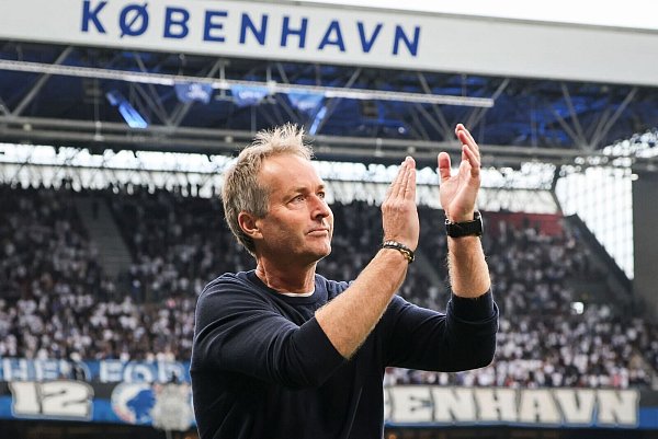 Zurück in der Heimat als neuer Coach von Bayer Leverkusen: Kasper Hjulmand - © Christian Charisius/dpa