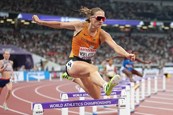 Elena Kelety schied über die 400 Meter Hürden trotz persönlicher Bestzeit aus. - © Michael Kappeler/dpa