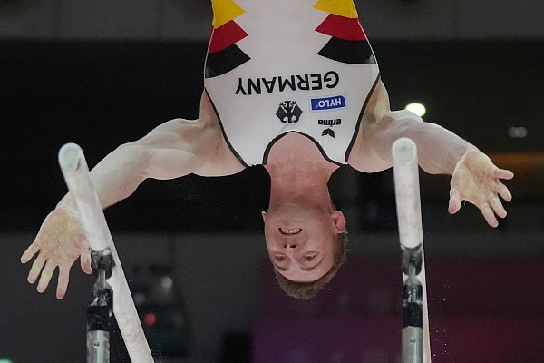 Nils Dunkel haderte mit seiner Leistung. - © Dita Alangkara/AP/dpa
