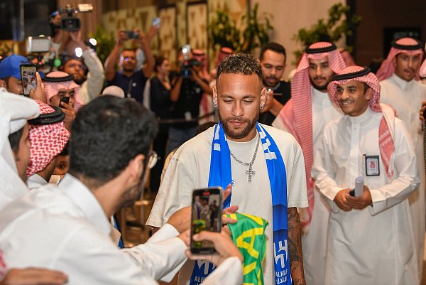 Auch Neymars Engagement in Saudi-Arabien wurde keine Erfolgsstory. - © STR/AP/dpa