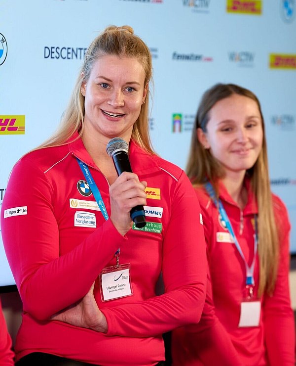 Spitzensportlerin und schwanger: Rennrodlerin Dajana Eitberger kennt das Thema aus eigener Erfahrung. - © Bernd Thissen/dpa