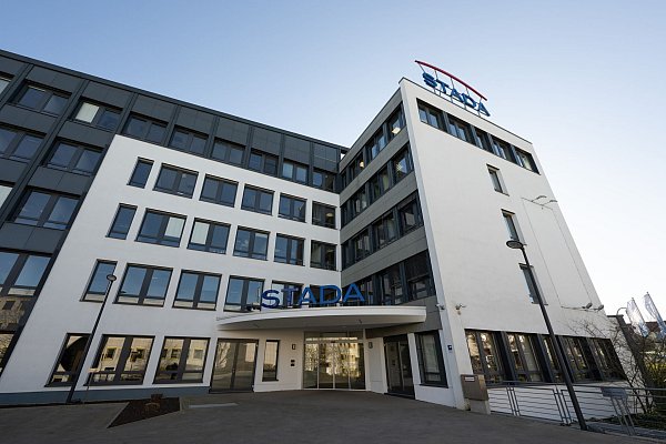 Der Pharmahersteller Stada hat einen neuen Eigentümer. - © Boris Roessler/dpa