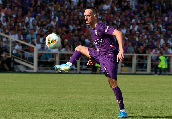 Franck Ribéry kickte auch einmal für den AC Florenz. - © Claudio Giovannini/ANSA/AP/dpa